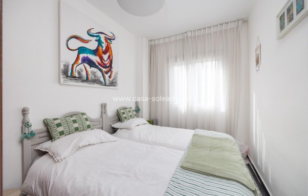 Resale - Apartment / flat - Torrevieja - San Luis