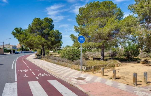 Resale - Apartment / flat - Torrevieja - San Luis