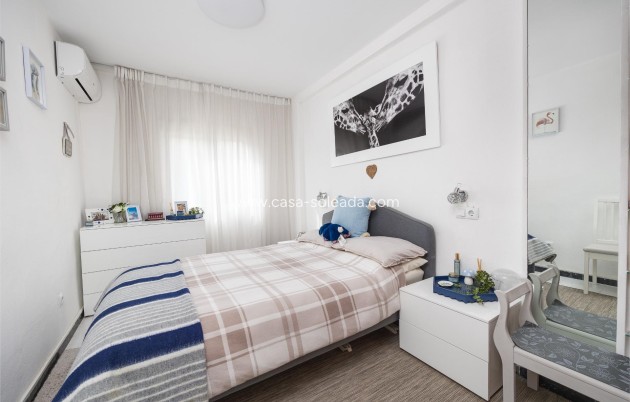 Resale - Apartment / flat - Torrevieja - San Luis