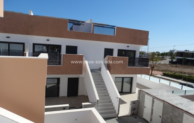 Obra nueva - Bungalow - Pilar de la Horadada