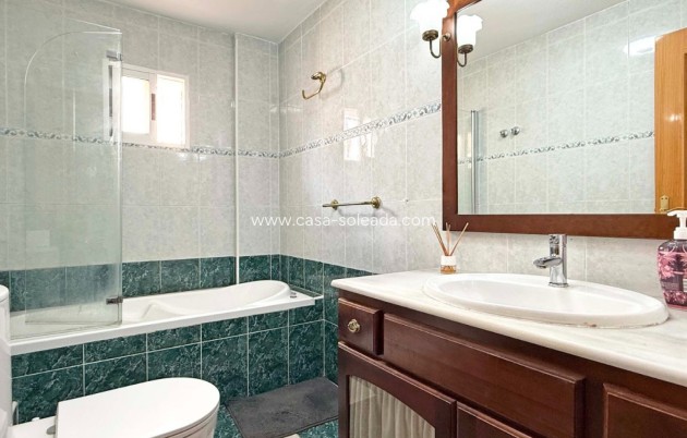 Herverkoop - Villa - Orihuela Costa - Los Altos