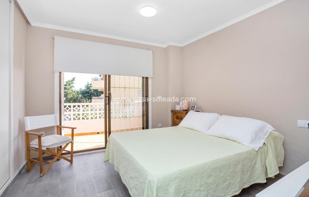 Herverkoop - Herenhuis - Torrevieja - Aguas nuevas