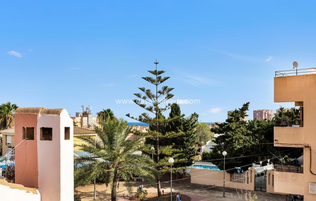 Herverkoop - Herenhuis - Torrevieja - Aguas nuevas