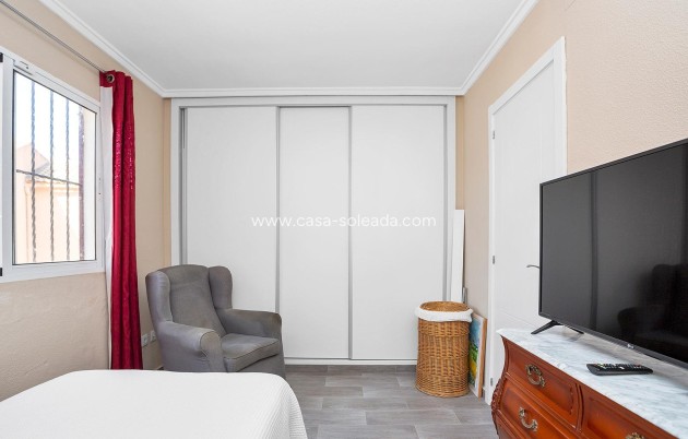 Herverkoop - Herenhuis - Torrevieja - Aguas nuevas