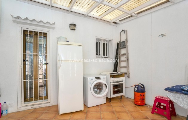 Herverkoop - Herenhuis - Torrevieja - Aguas nuevas