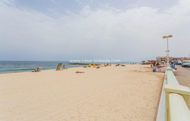 Herverkoop - Herenhuis - Torrevieja - Aguas nuevas