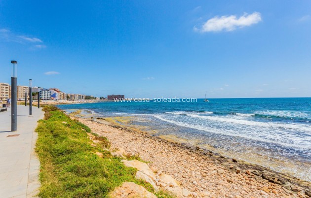 Herverkoop - Herenhuis - Torrevieja - Aguas nuevas