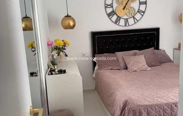 Herverkoop - Appartement / flat - Torrevieja - Playa del Cura