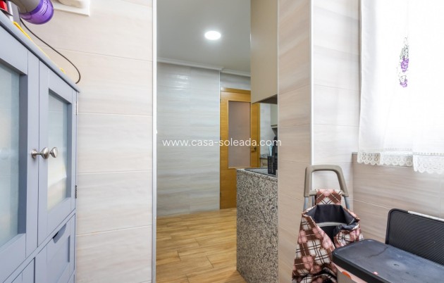 Wiederverkauf - Wohnung - Torrevieja - Acequion