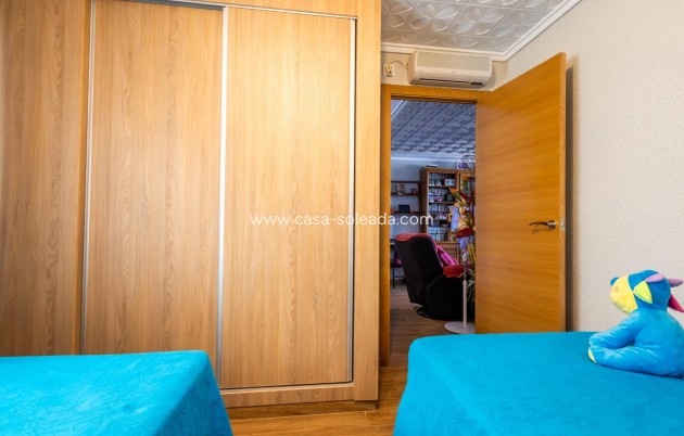 Wiederverkauf - Wohnung - Torrevieja - Acequion