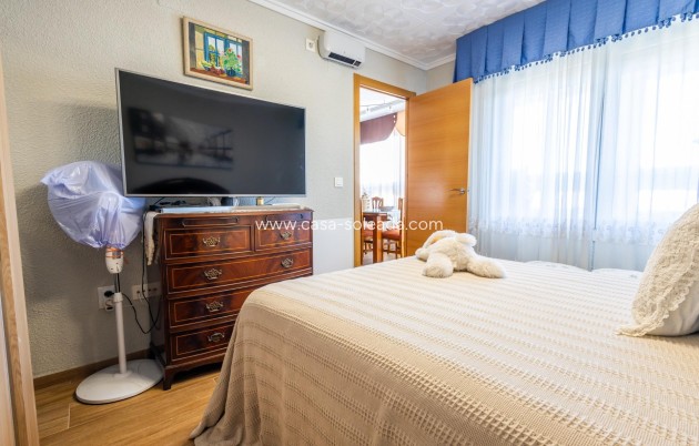 Wiederverkauf - Wohnung - Torrevieja - Acequion