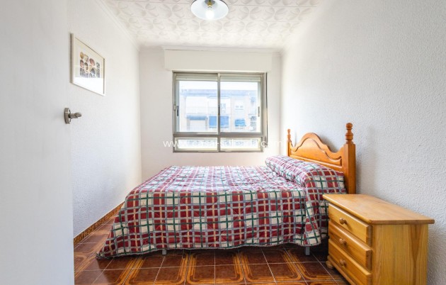 Revente - Appartement - Torrevieja - Acequion