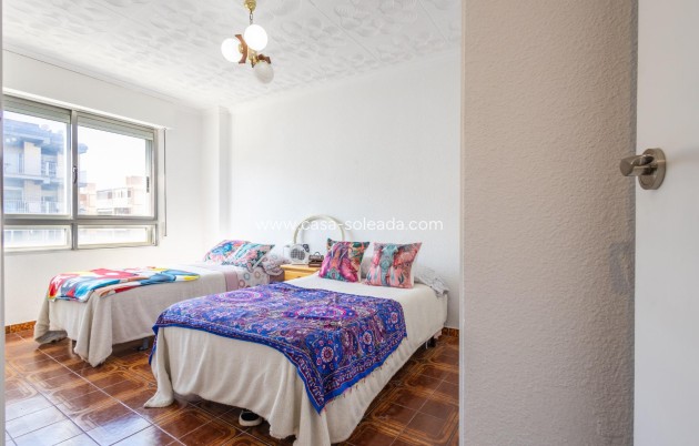 Revente - Appartement - Torrevieja - Acequion