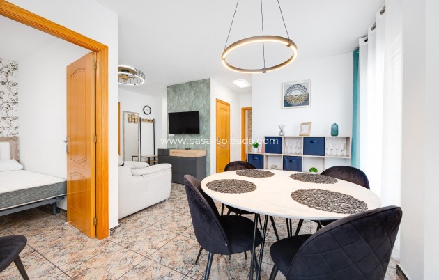 Herverkoop - Appartement / flat - Torrevieja - Playa De Los Naufragos