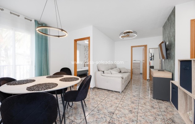 Herverkoop - Appartement / flat - Torrevieja - Playa De Los Naufragos
