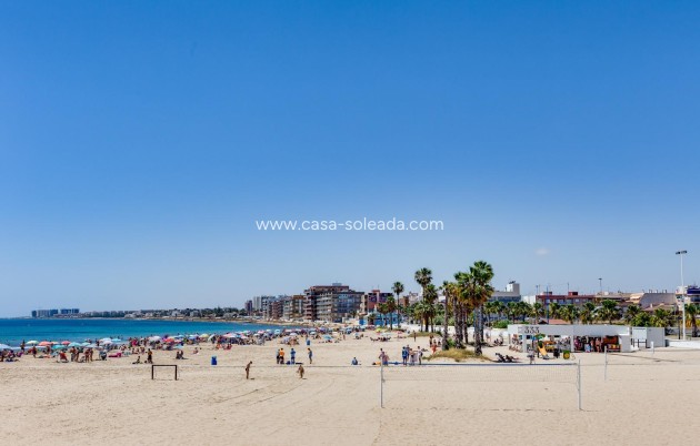 Herverkoop - Appartement / flat - Torrevieja - Playa De Los Naufragos