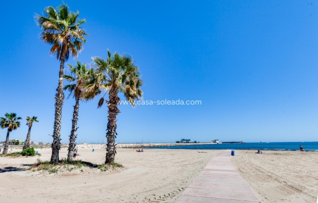 Herverkoop - Appartement / flat - Torrevieja - Playa De Los Naufragos