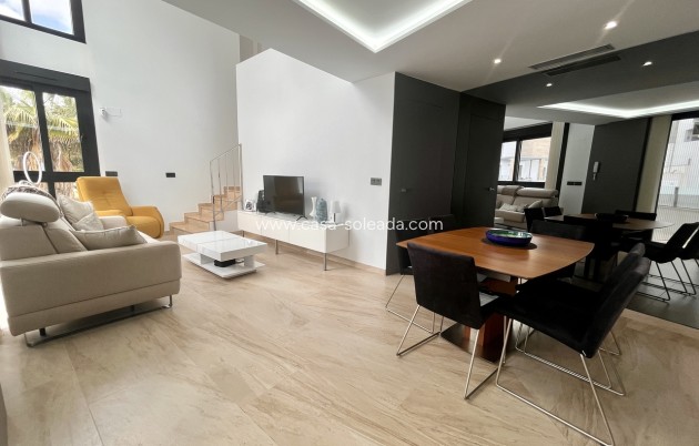 Herverkoop - Villa - Campoamor - Costa Blanca