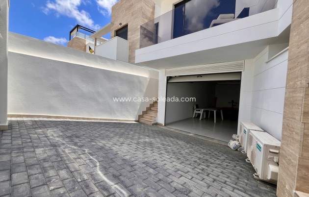 Herverkoop - Villa - Campoamor - Costa Blanca