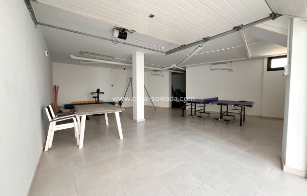 Herverkoop - Villa - Campoamor - Costa Blanca