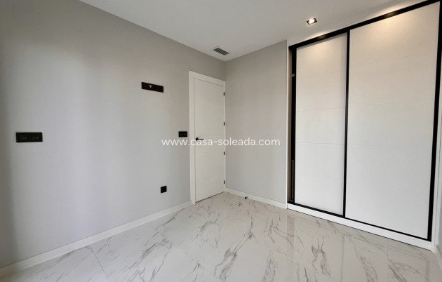 Herverkoop - Appartement / flat - Playa Flamenca - Costa Blanca