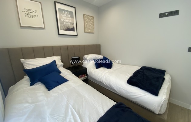 Herverkoop - Appartement / flat - Punta Prima - Costa Blanca