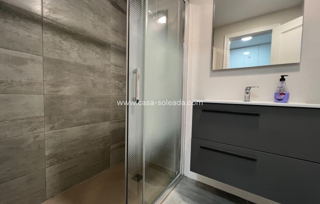 Herverkoop - Appartement / flat - Torrevieja - Playa del Cura