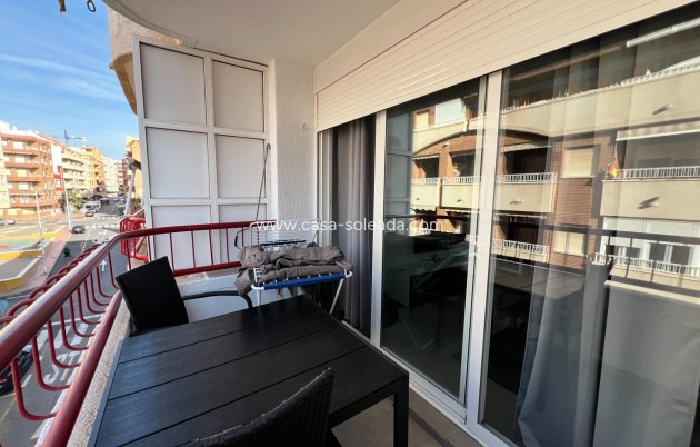 Herverkoop - Appartement / flat - Torrevieja - Playa del Cura