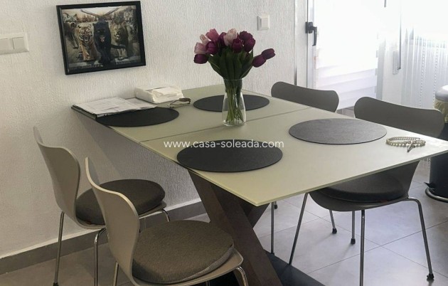 Resale - Apartment / flat - Torrevieja - Center