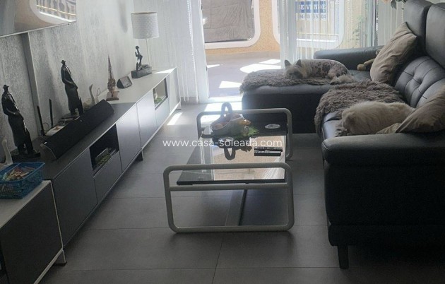 Resale - Apartment / flat - Torrevieja - Center