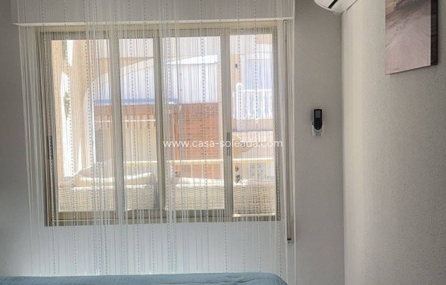 Resale - Apartment / flat - Torrevieja - Center