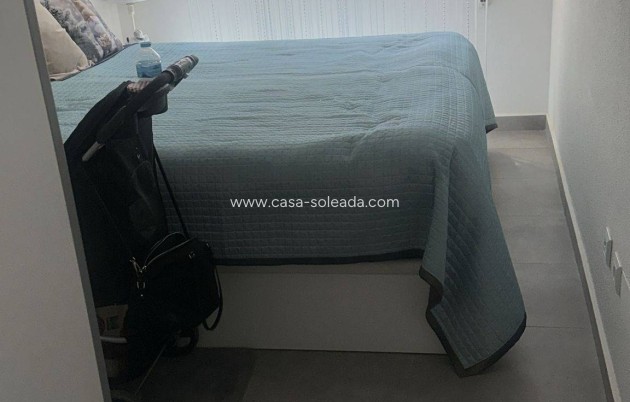 Resale - Apartment / flat - Torrevieja - Center
