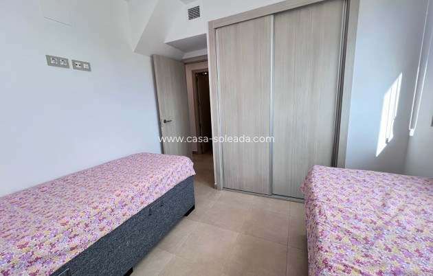 Resale - Apartment / flat - Lomas De Campoamor