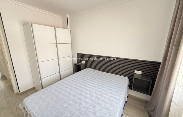 Herverkoop - Bungalow - Torrevieja - Aguas nuevas