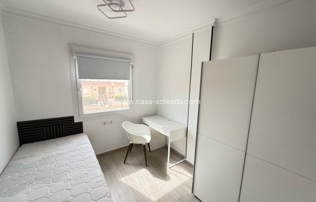 Herverkoop - Bungalow - Torrevieja - Aguas nuevas