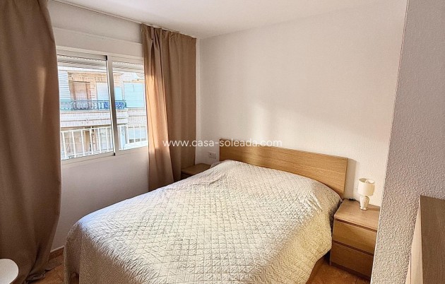 Herverkoop - Appartement / flat - Torrevieja - Playa del Cura