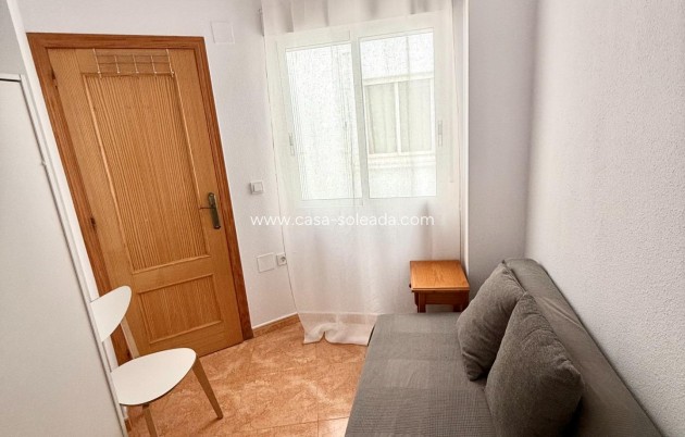 Herverkoop - Appartement / flat - Torrevieja - Playa del Cura