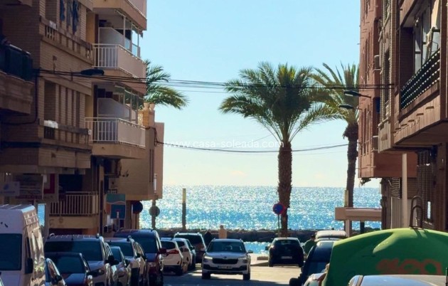 Herverkoop - Appartement / flat - Torrevieja - Playa del Cura