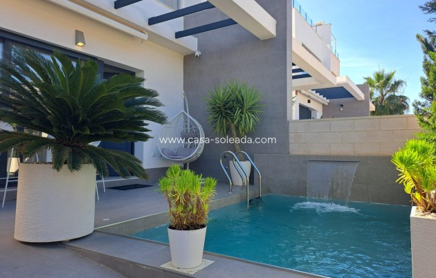 Resale - Villa - Orihuela Costa - Pau 26