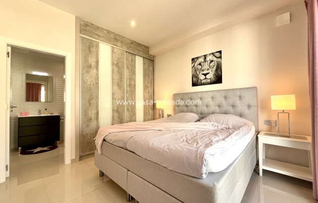 Revente - Villa - Villamartin - Villamartín