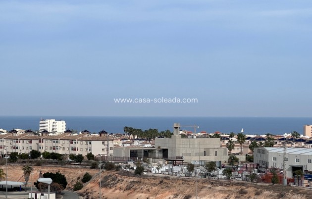 Resale - Apartment / flat - Lomas De Campoamor