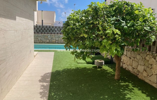 Reventa - Semi-detached house - Pilar de La Horadada
