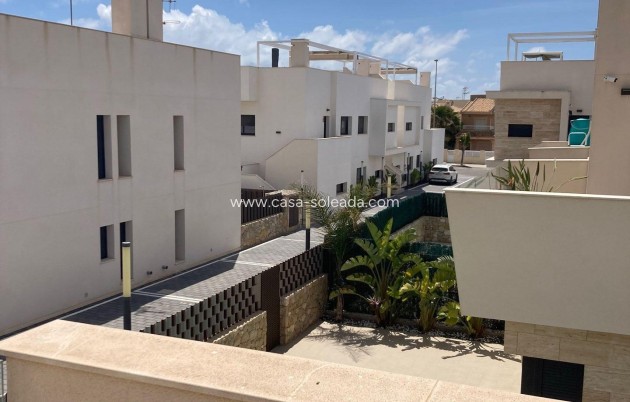 Reventa - Semi-detached house - Pilar de La Horadada