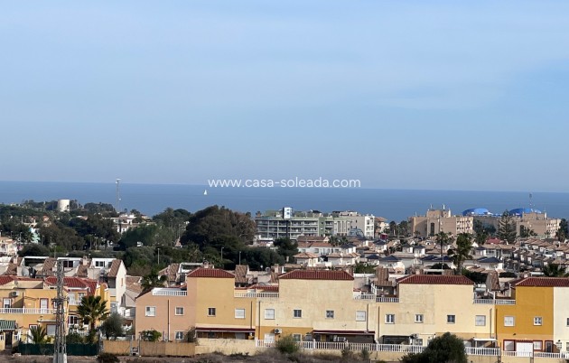 Resale - Apartment / flat - Lomas De Campoamor