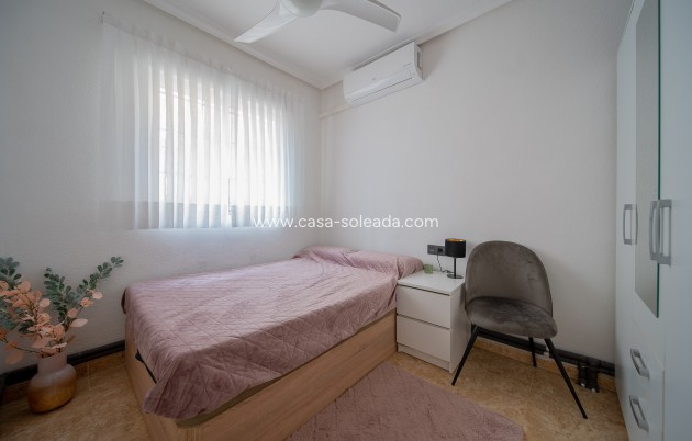 Herverkoop - Villa - Orihuela Costa - Pau 26