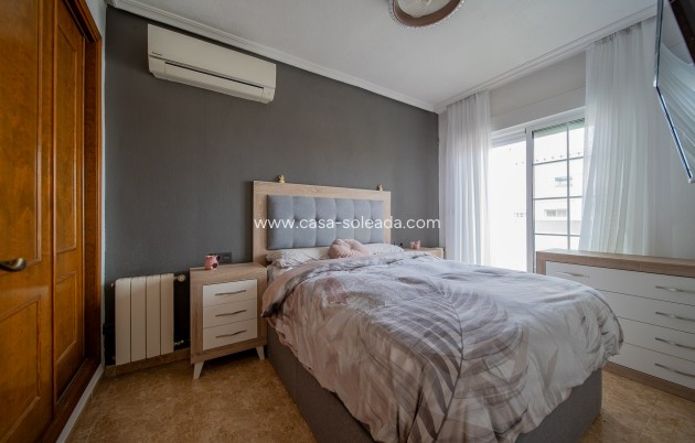 Herverkoop - Villa - Orihuela Costa - Pau 26