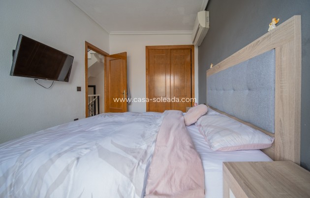 Herverkoop - Villa - Orihuela Costa - Pau 26