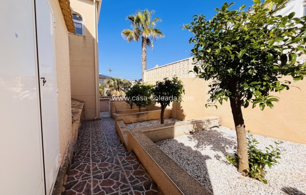 Herverkoop - Villa - San Miguel de Salinas - Inland