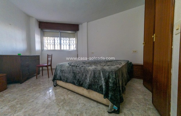 Wiederverkauf - Wohnung - Torrevieja - Acequion
