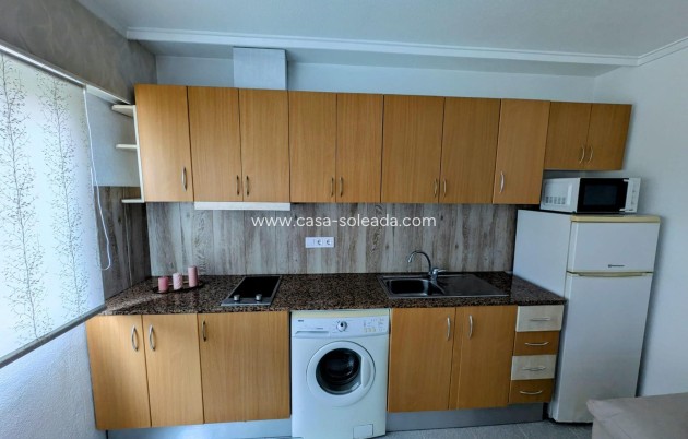 Herverkoop - Appartement / flat - Torrevieja - Estacion Autobuses